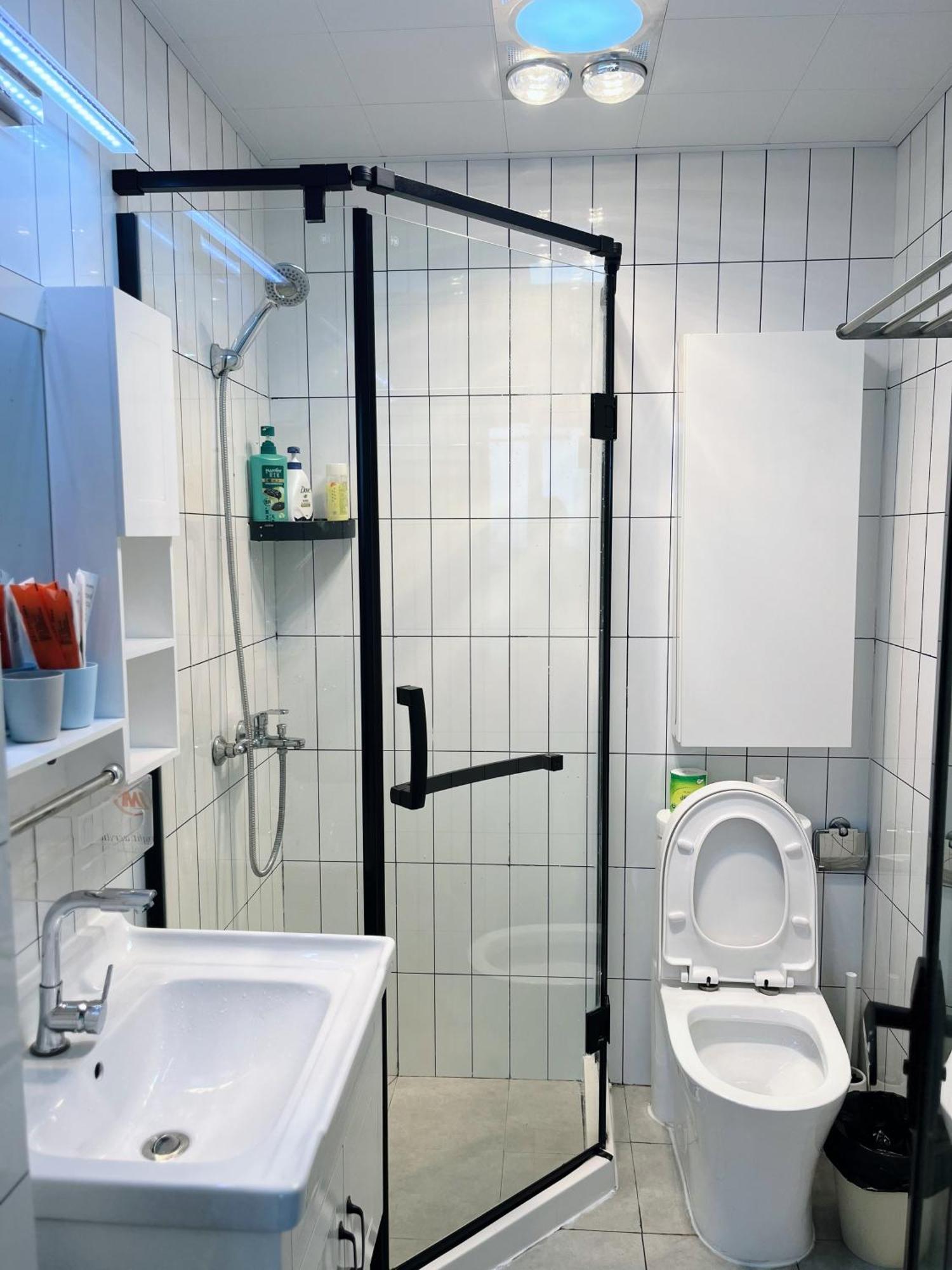 Apartment Fanhua Life In Nanjing West Road Store 1