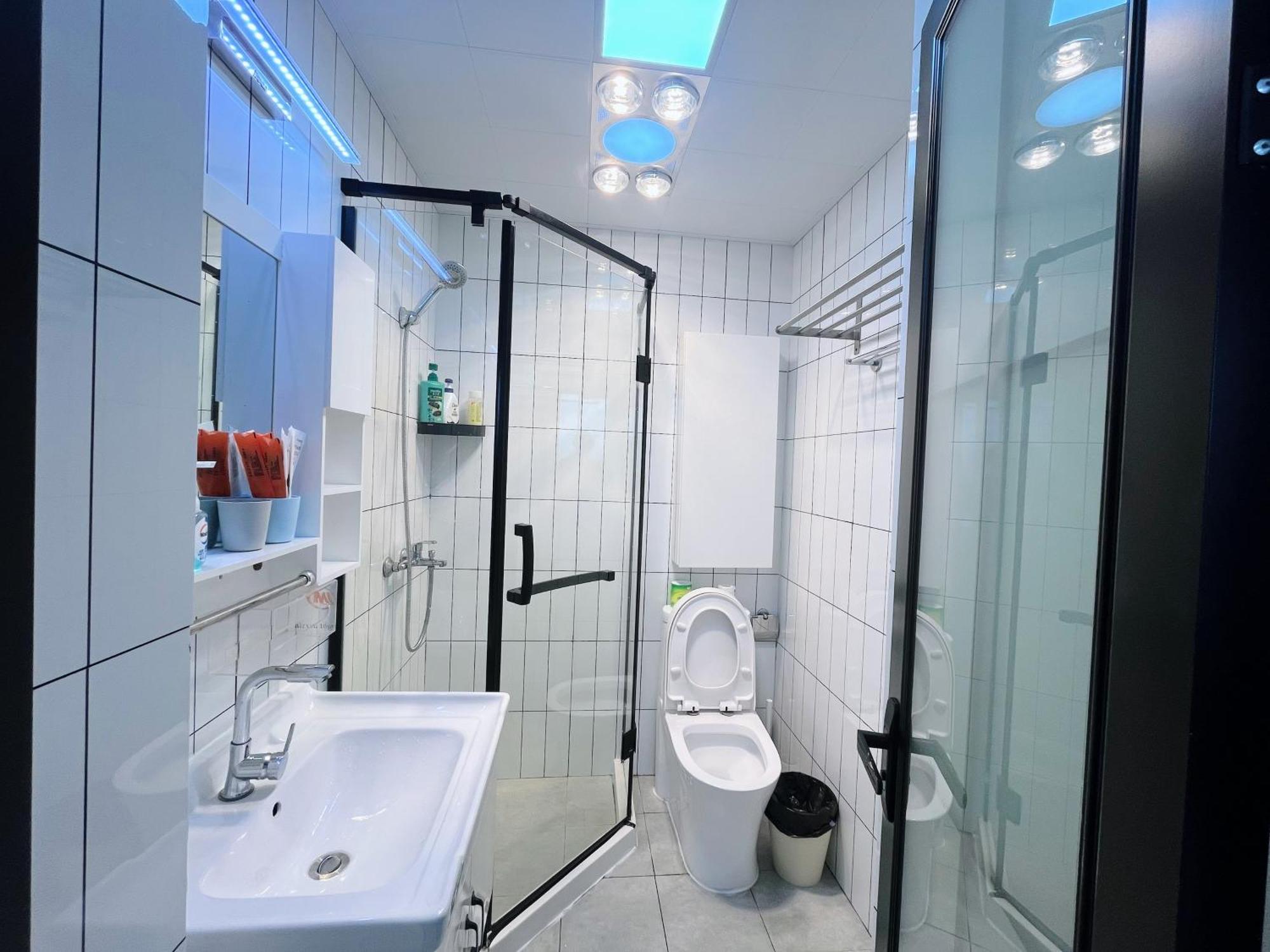 Apartment Fanhua Life In Nanjing West Road Store 1