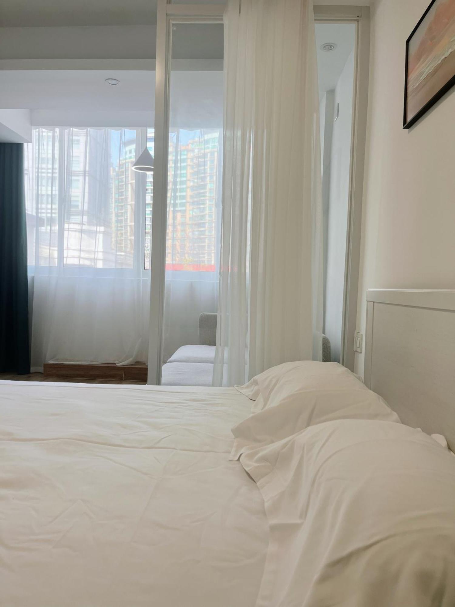Fanhua Life In Nanjing West Road Store 1 Apartment Shanghai